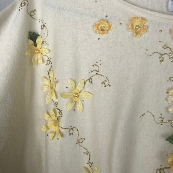 Vintage HMJ Made in the USA Cottagecore 3D Flower Sweater - Picture 3 of 16